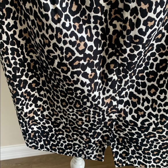 J. Crew Leopard Pencil Skirt in Black & Cream - Picture 3 of 4